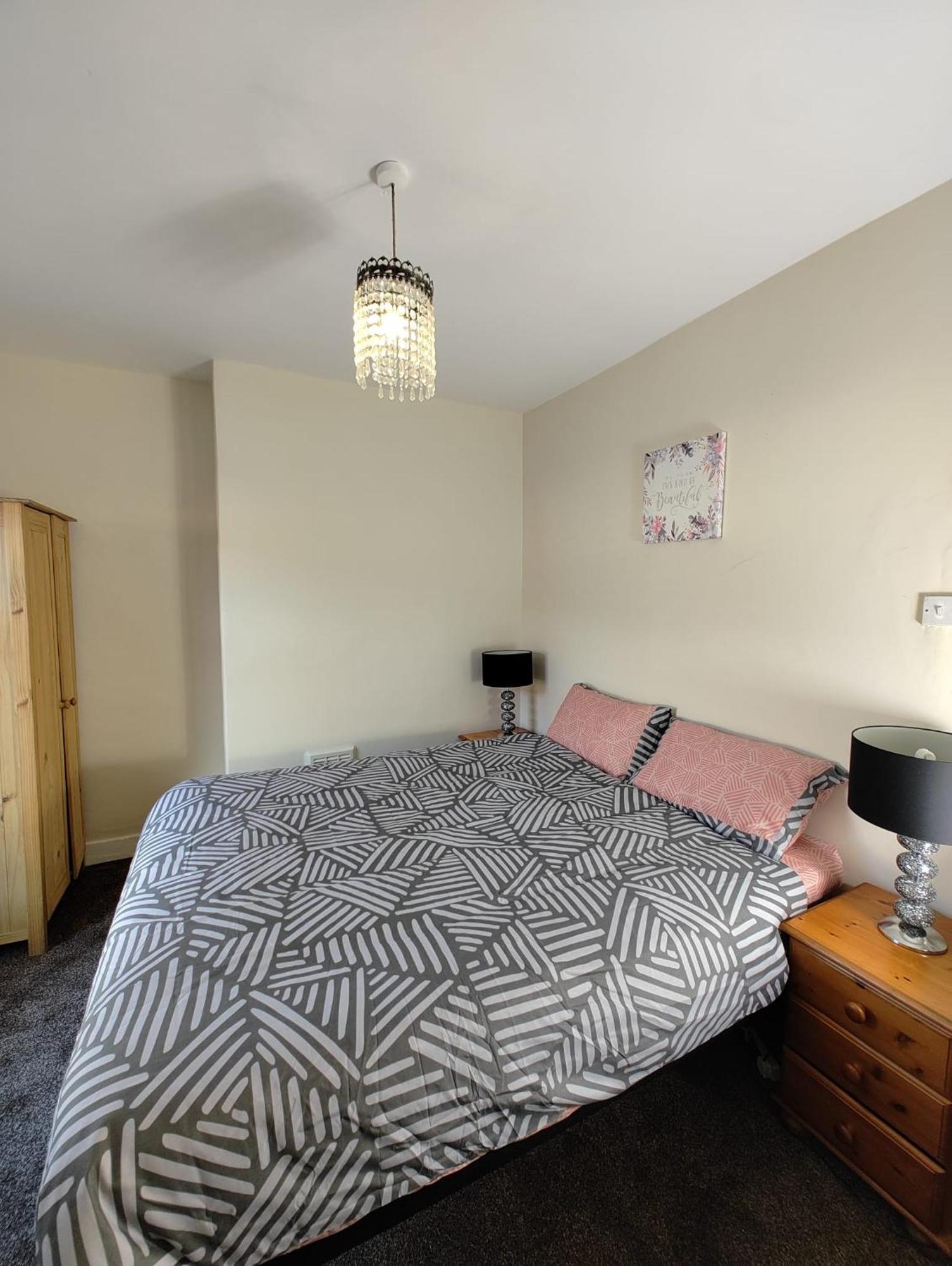 Anstuns Lodge Liverpool Buitenkant foto