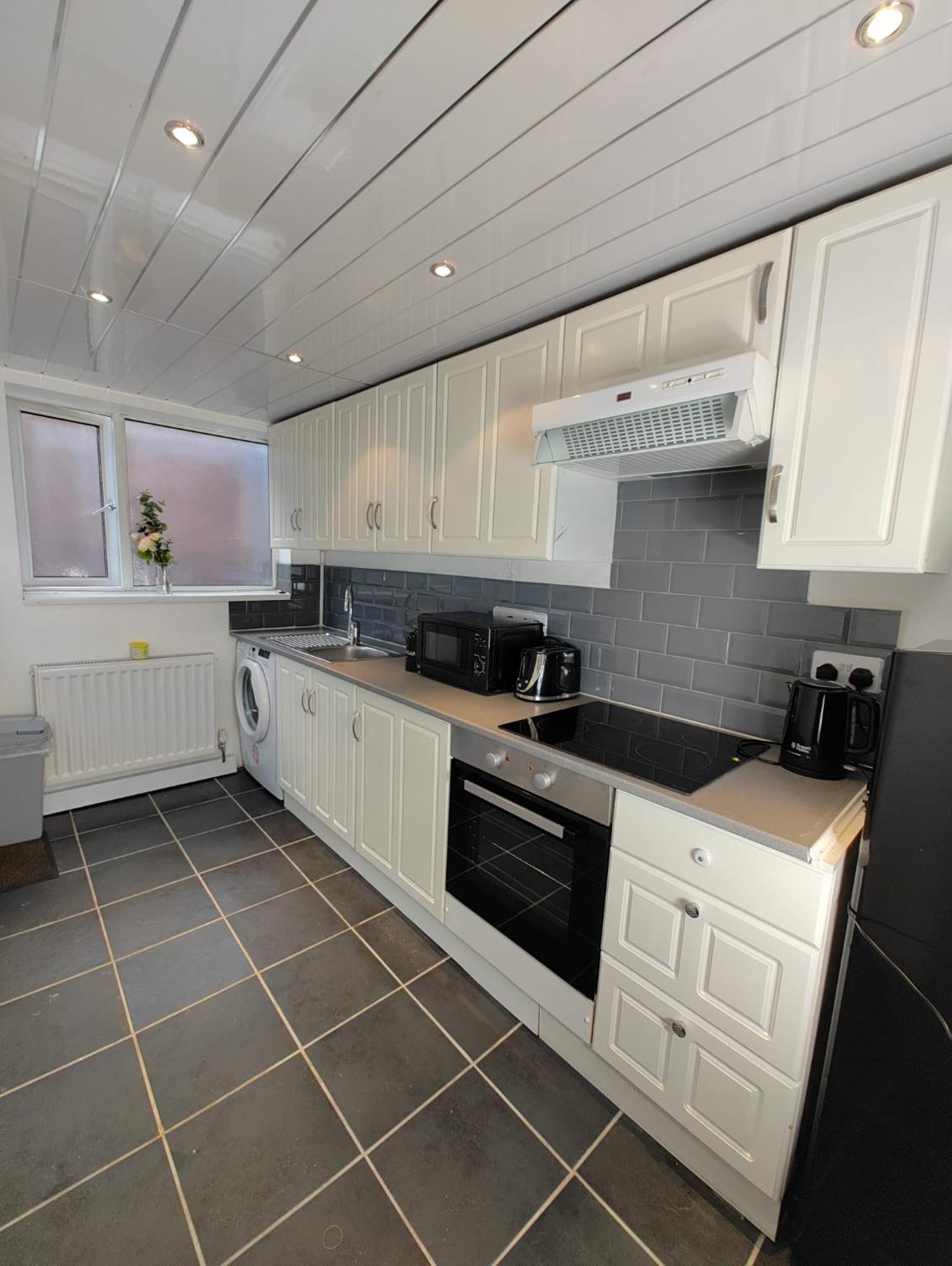 Anstuns Lodge Liverpool Buitenkant foto